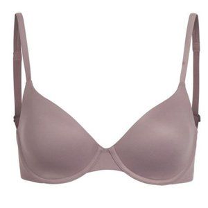SKIMS Fits Everybody T-Shirt Bra 34C